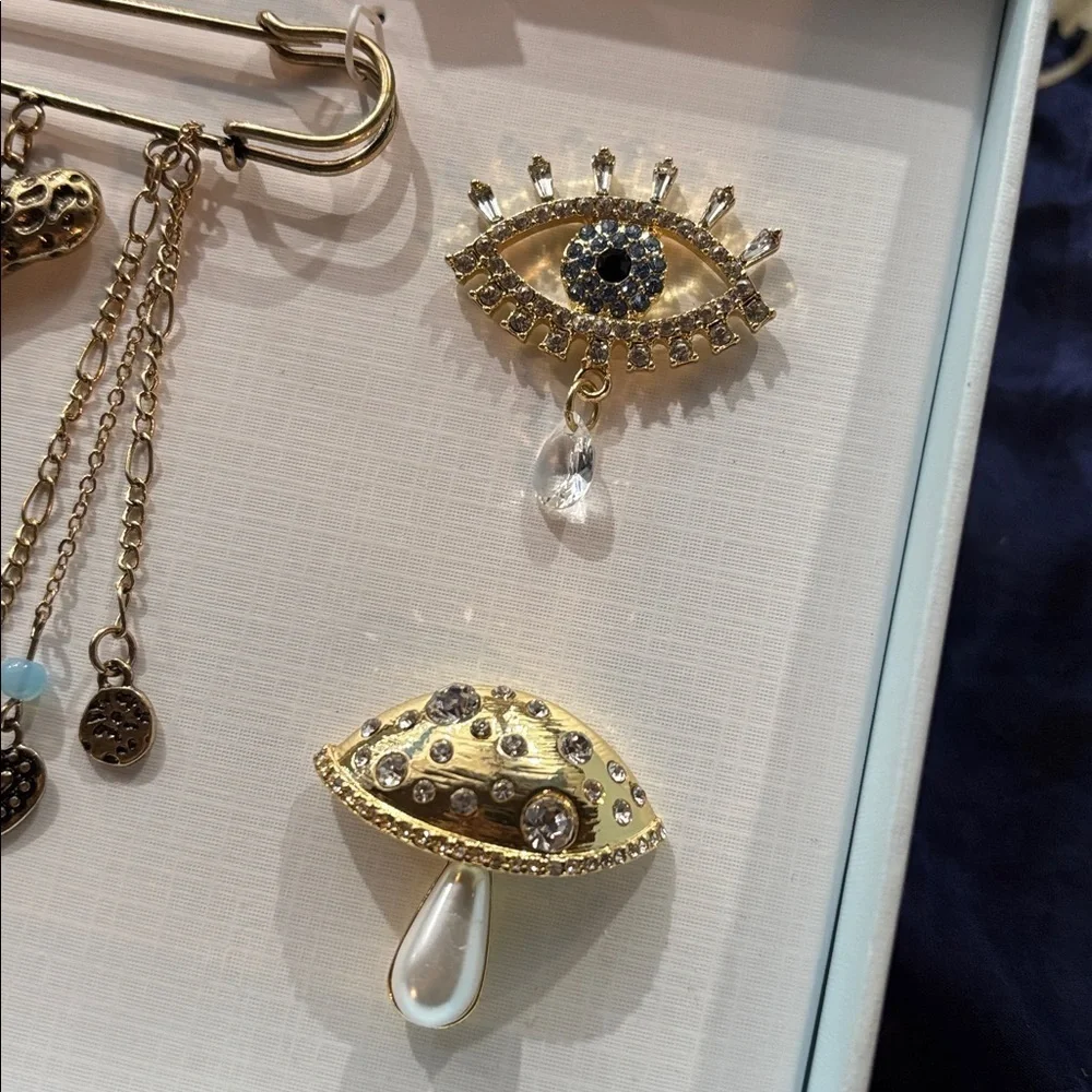 Brand New Piper K Set of 3 Brooches Glass Stones Pearl Evil Eye Hearts Mushroom